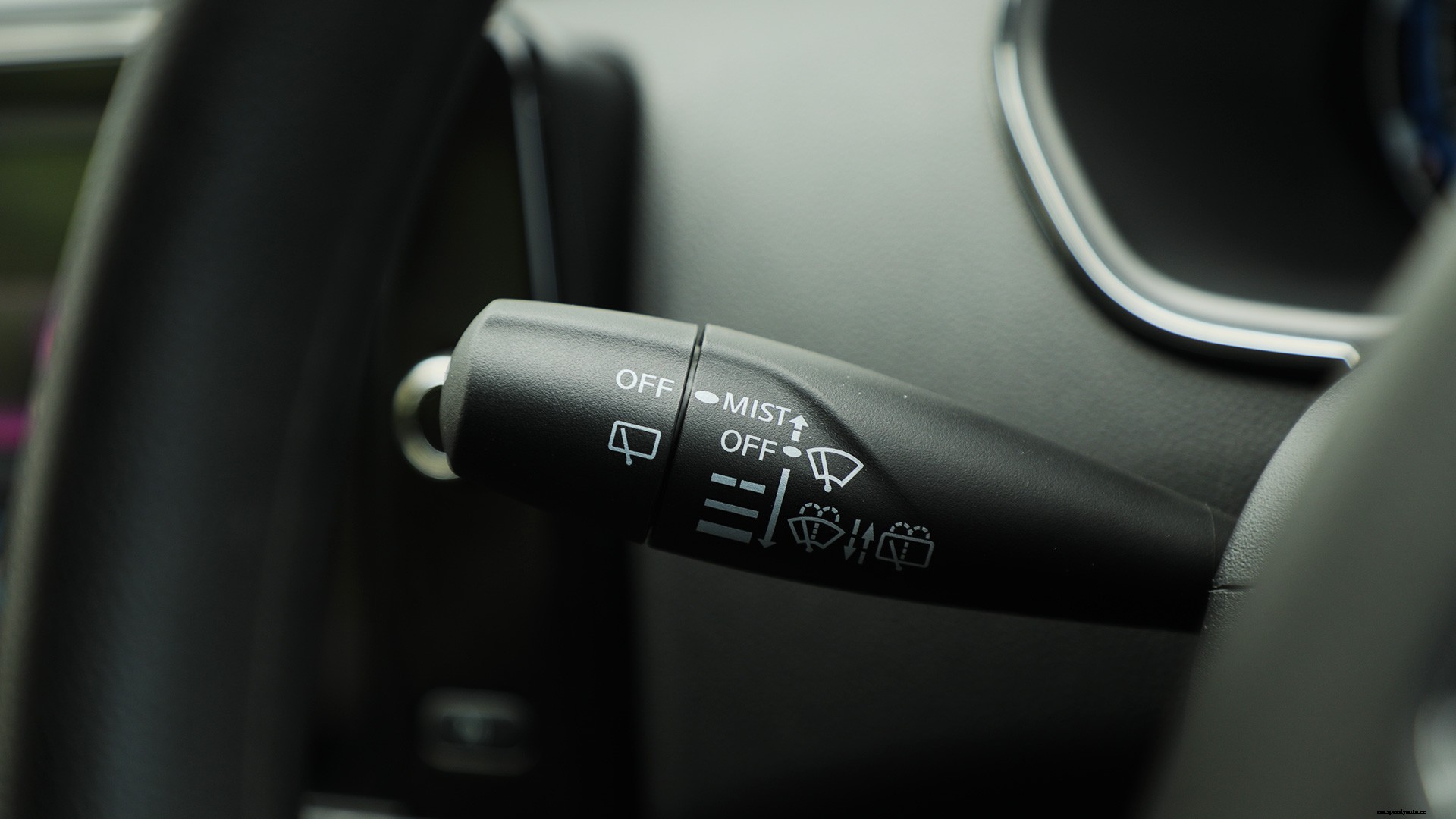 Renault Triber 2019 RXL Interior