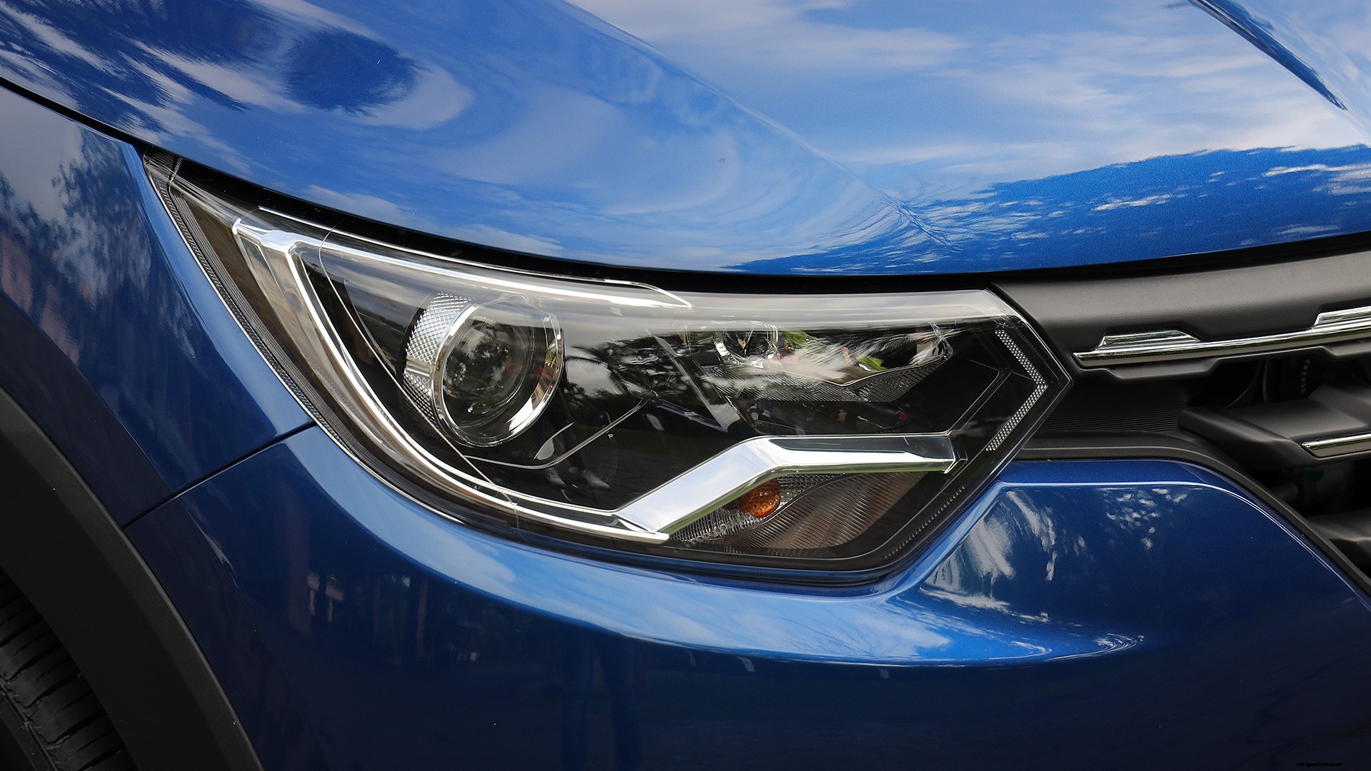 Renault Triber 2019 RXL Exterior