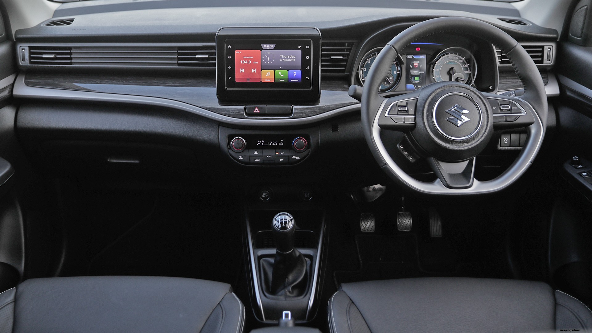 Maruti Suzuki XL6 2019 Zeta AT Interior