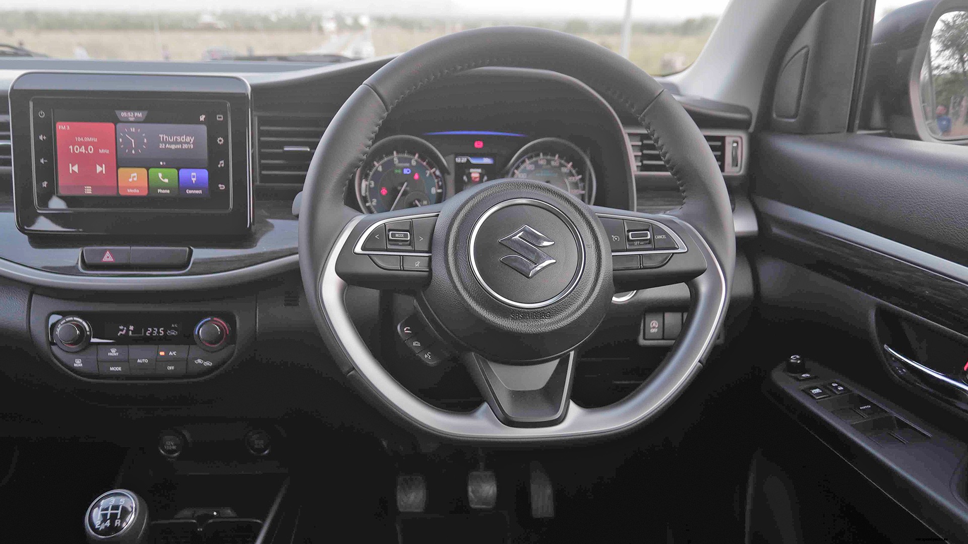 Maruti Suzuki XL6 2019 Zeta AT Interior