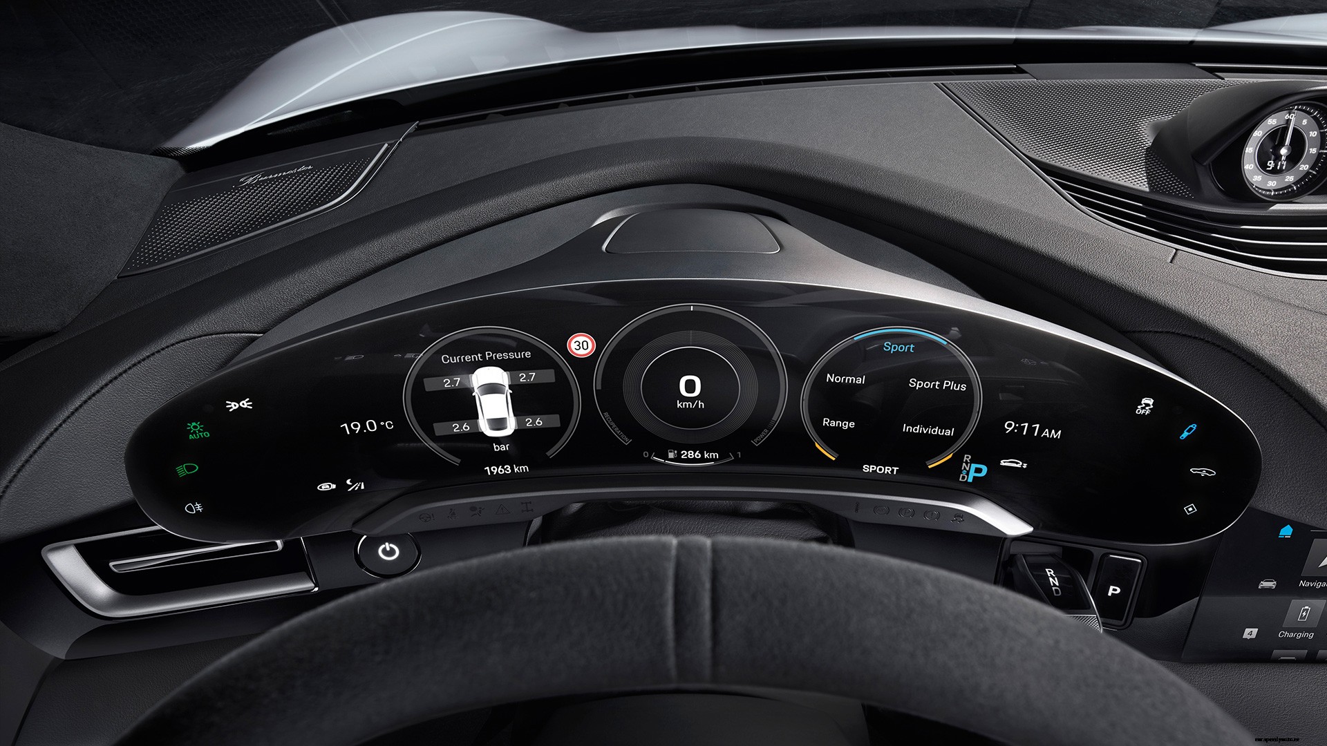 Porsche Taycan 2019 Turbo S Interior