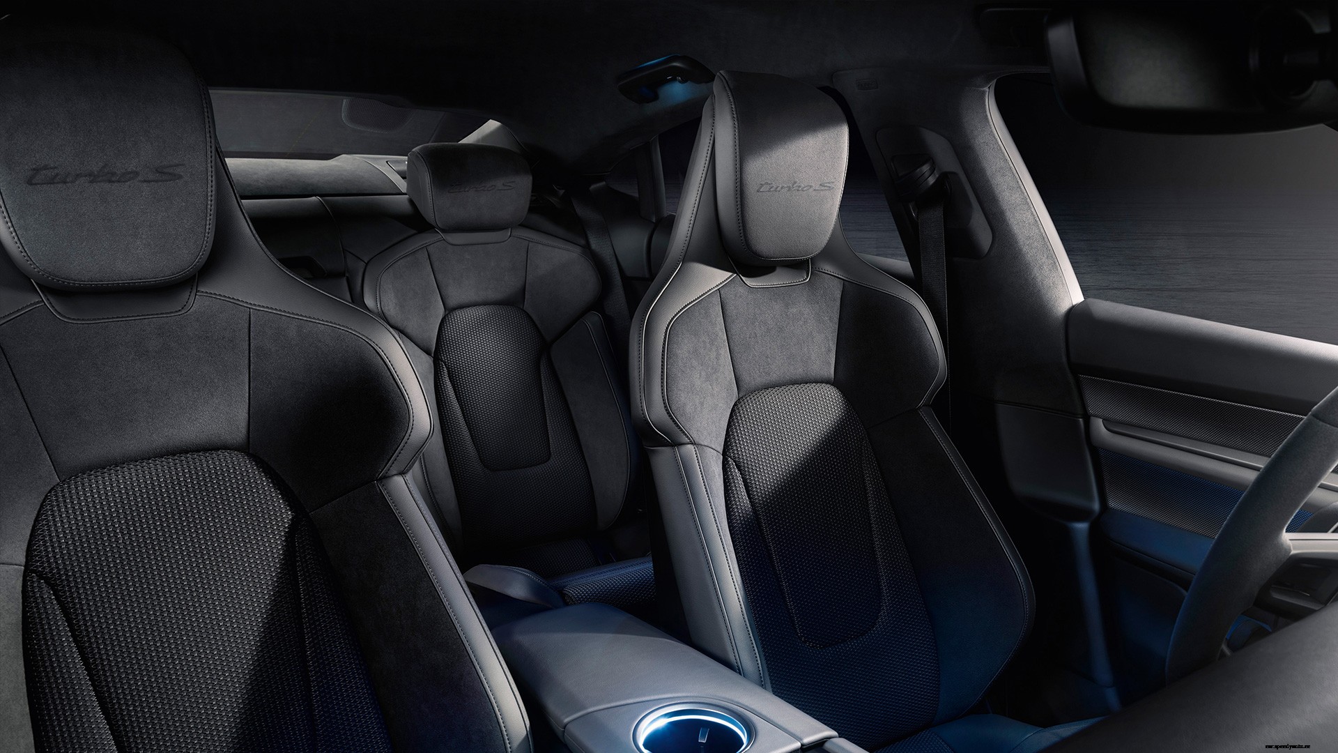 Porsche Taycan 2019 Turbo S Interior