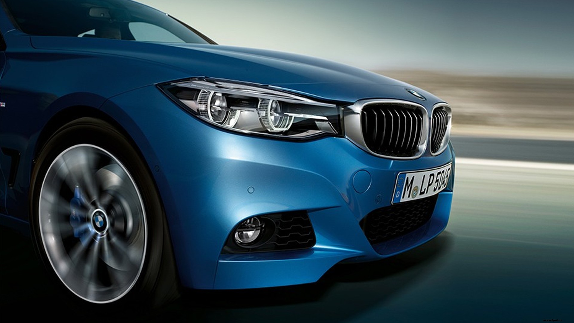 BMW 3 Series GT 2018 330i M Sport Exterior