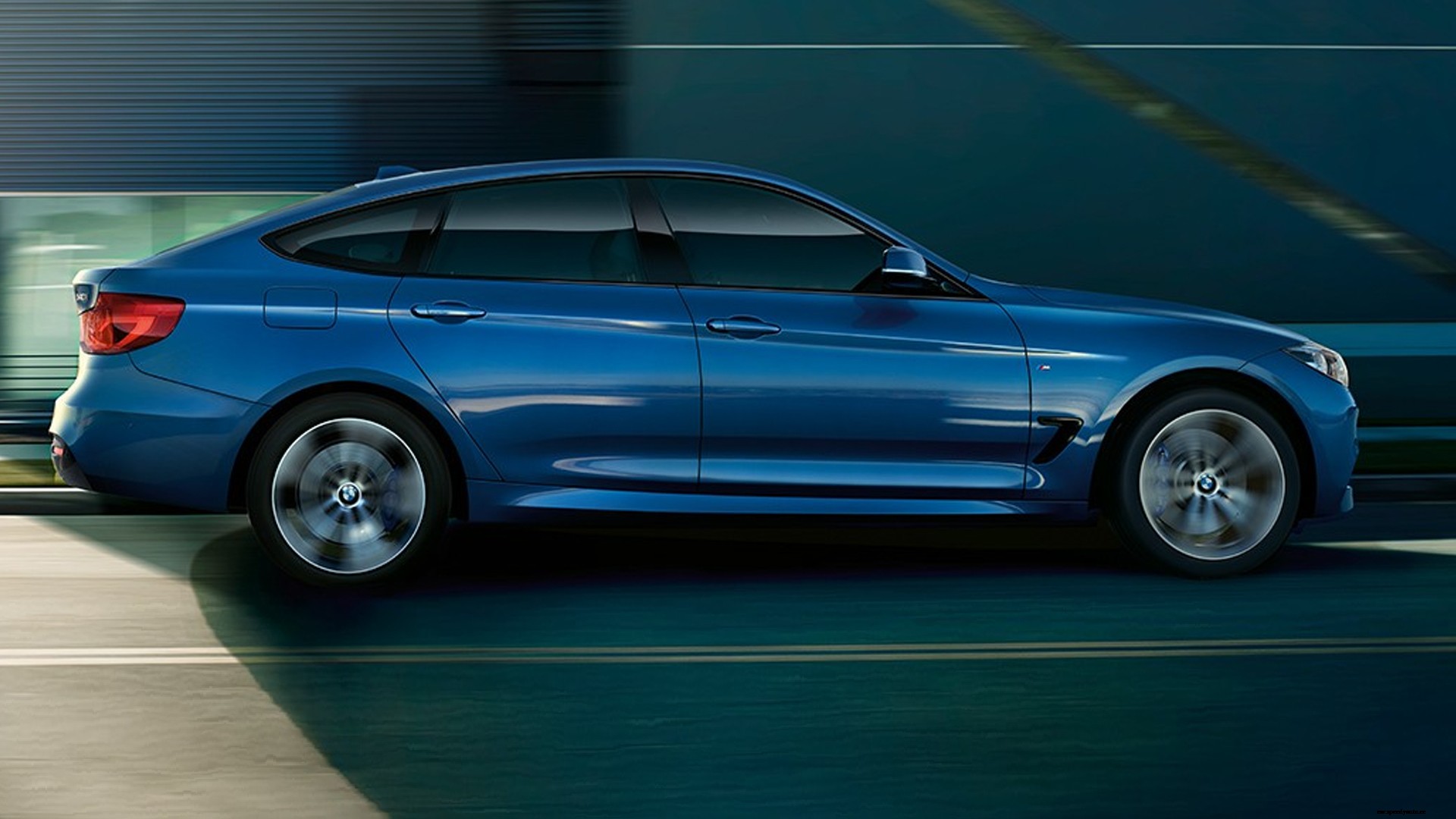 BMW 3 Series GT 2018 330i M Sport Exterior