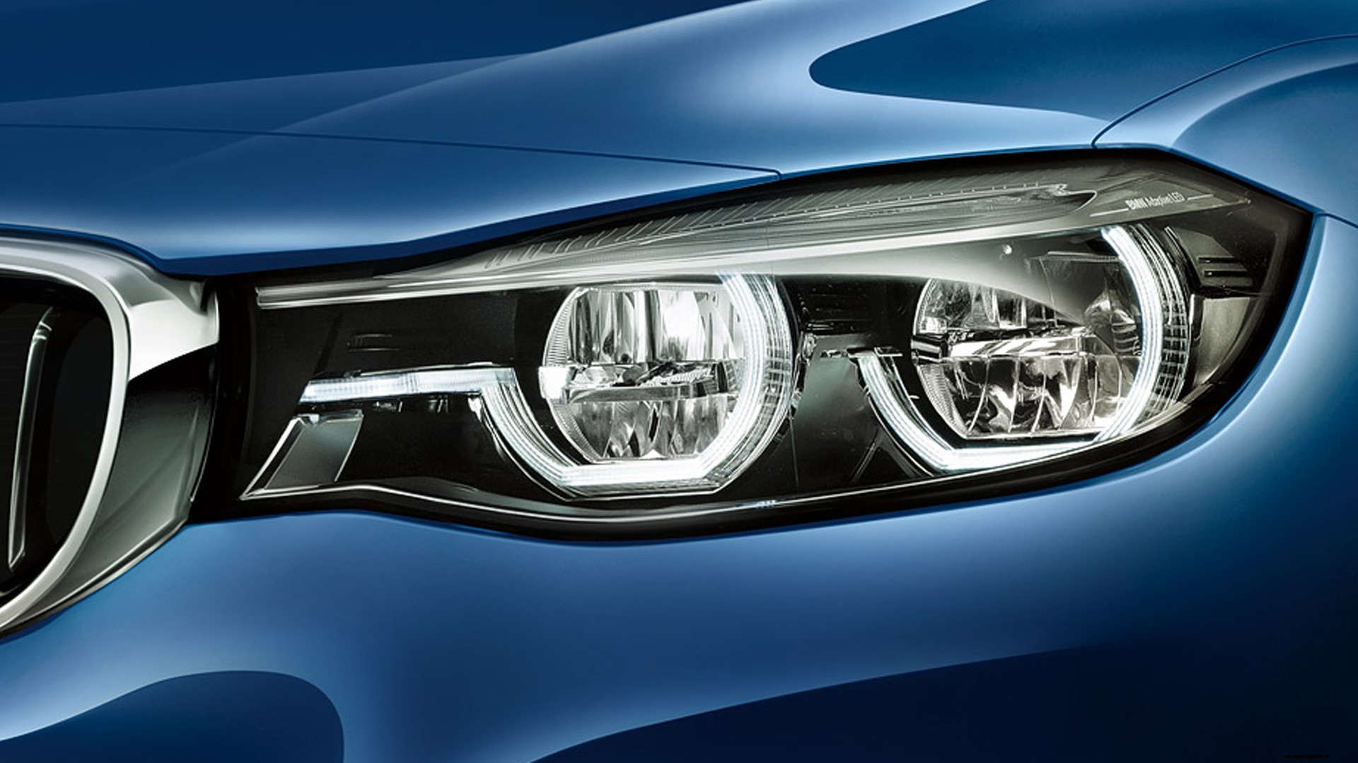 BMW 3 Series GT 2018 330i M Sport Exterior