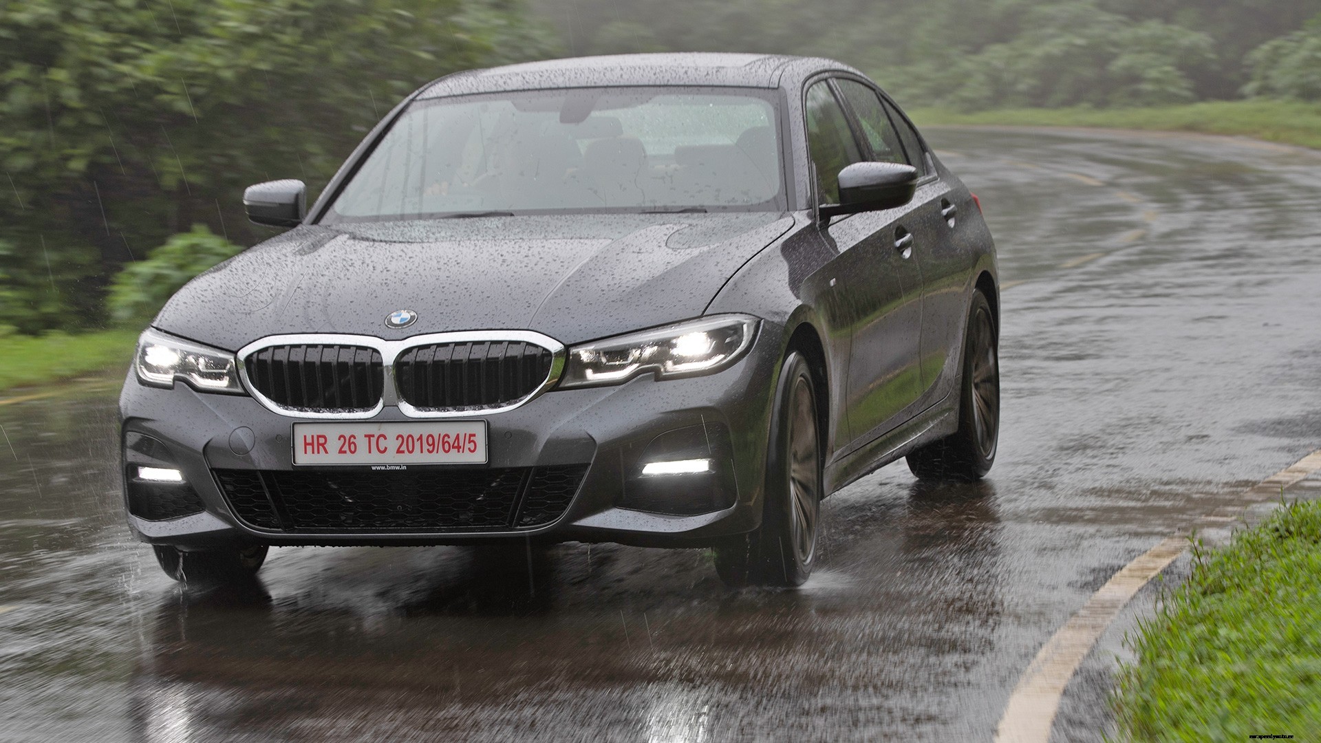 BMW 3 Series 2019 330i M Sport Exterior