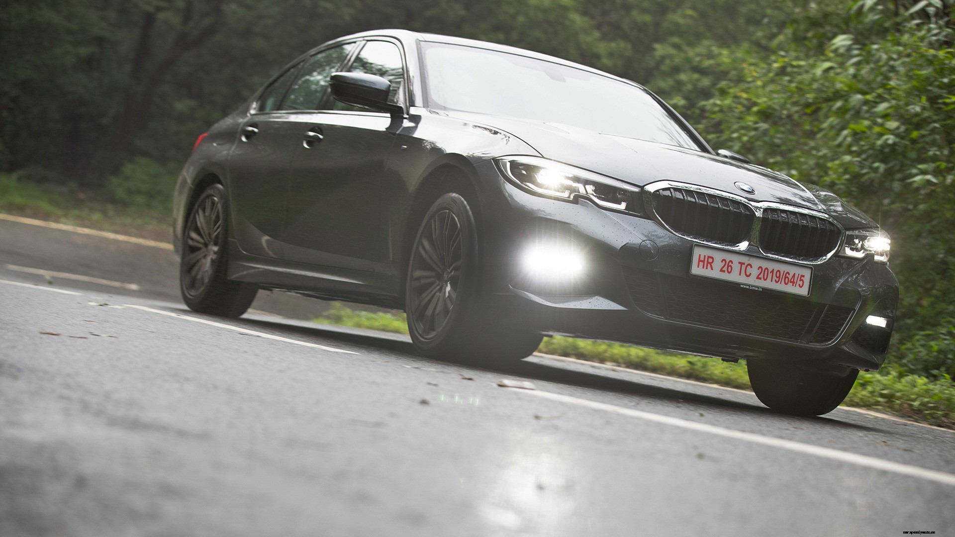 BMW 3 Series 2019 330i M Sport Exterior