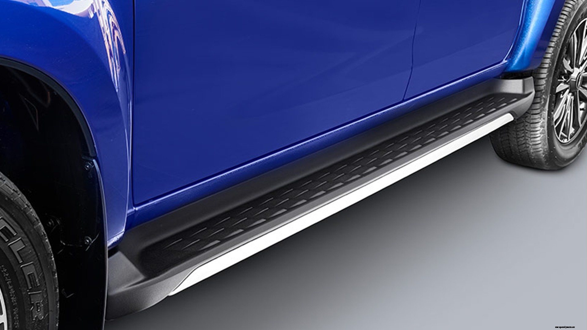 Isuzu dmax 2019 V Cross Std Exterior