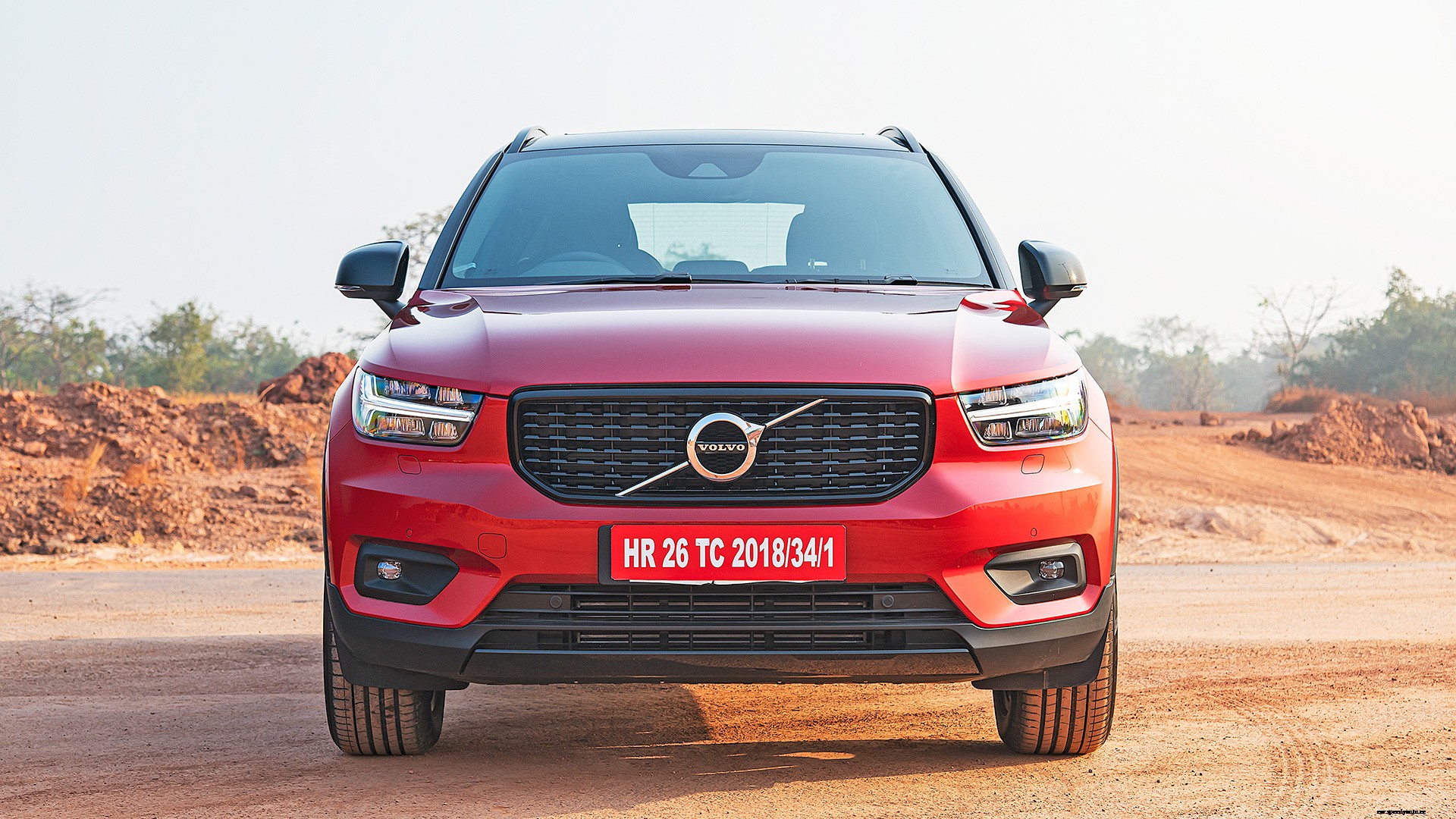Volvo XC40 2020 T4 R Design Exterior