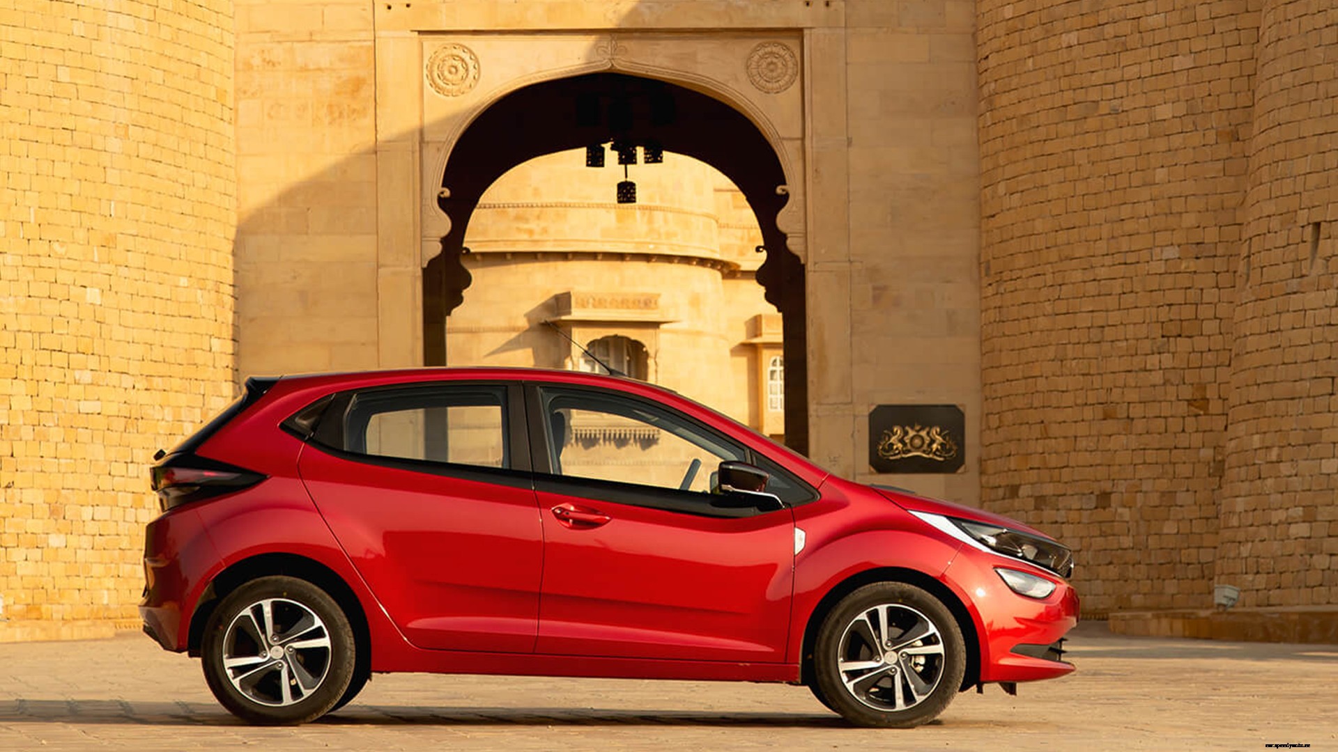 Tata Altroz 2020 XZ (O) Diesel Exterior