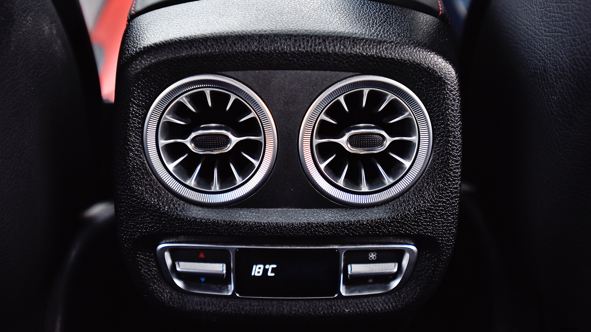 Mercedes Benz G-Class 2019 350d Interior