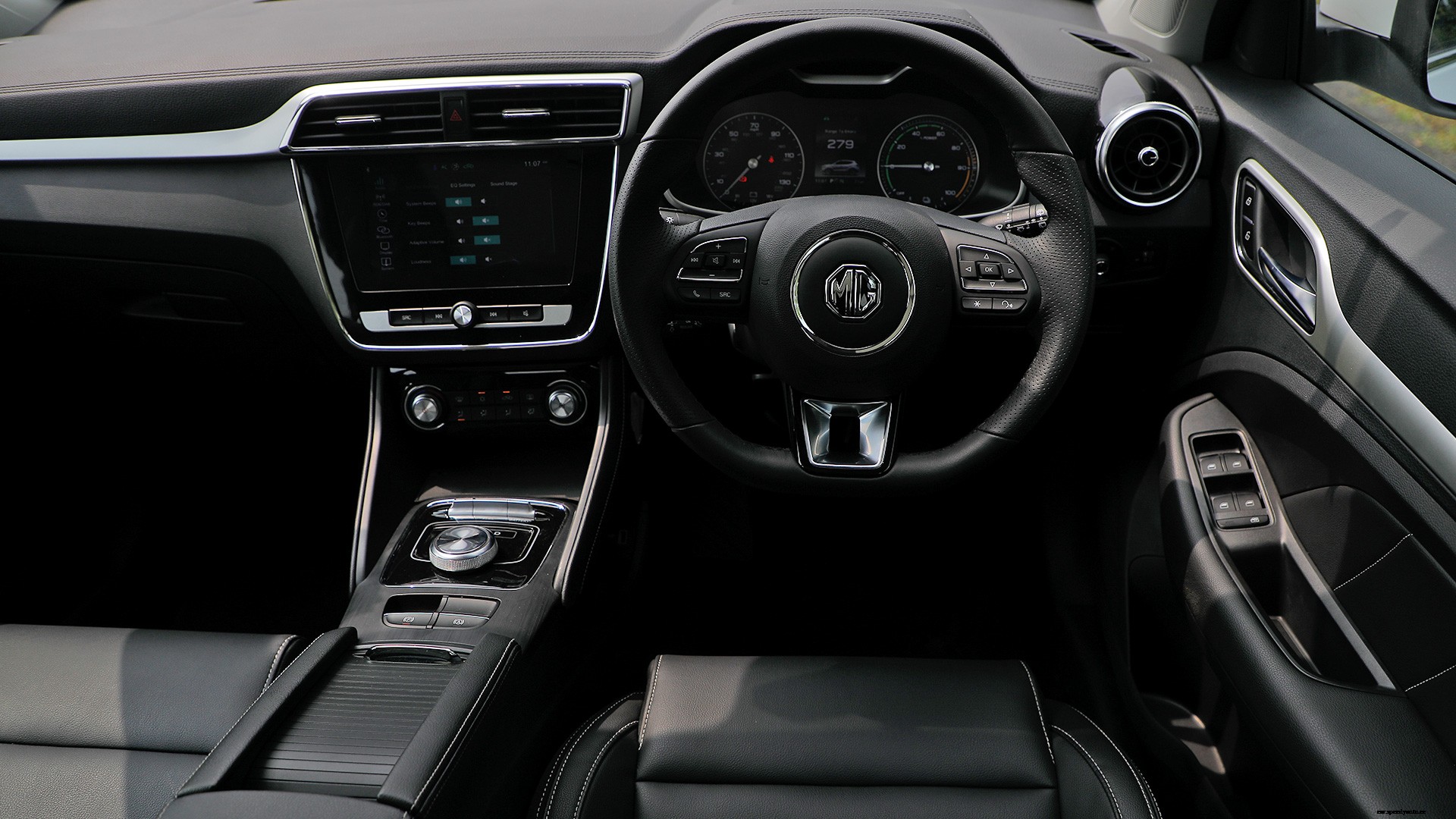 MG ZS EV 2019 STD Interior