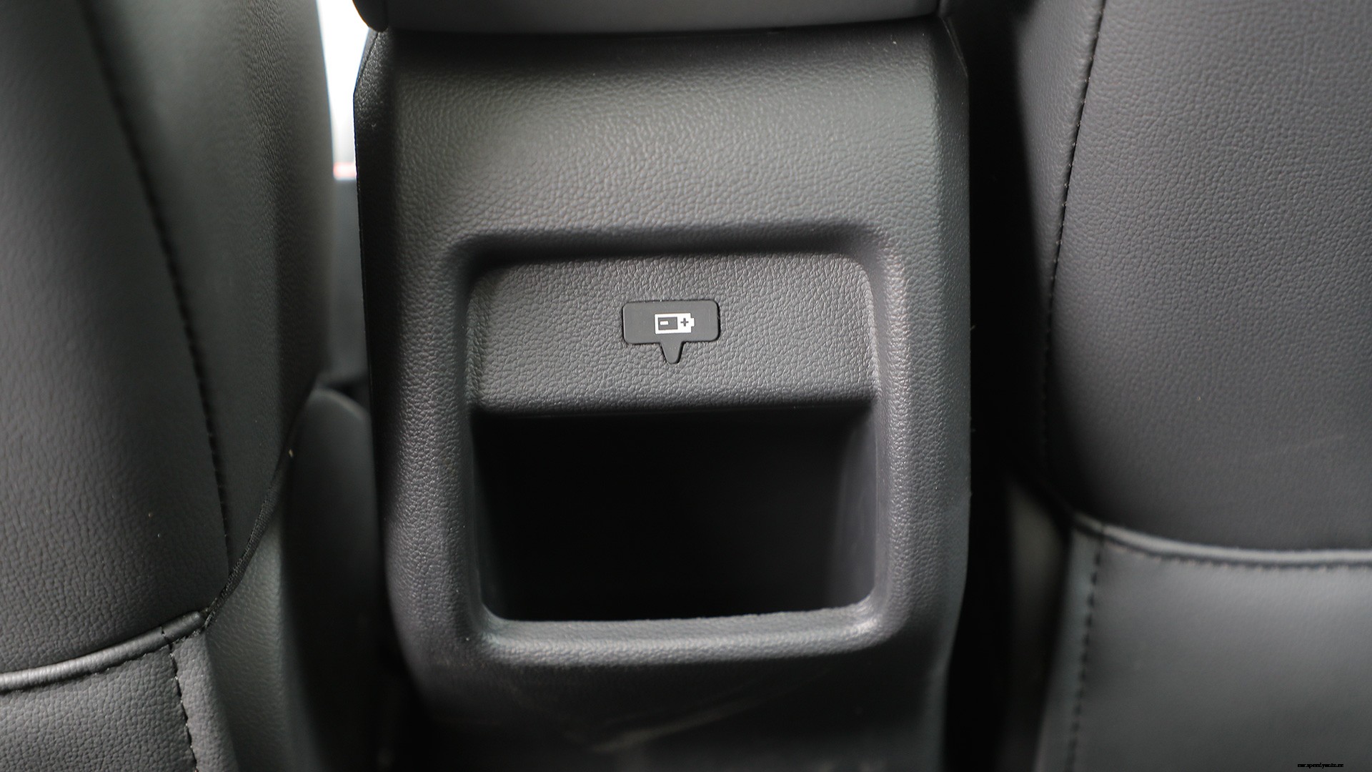 MG ZS EV 2019 STD Interior