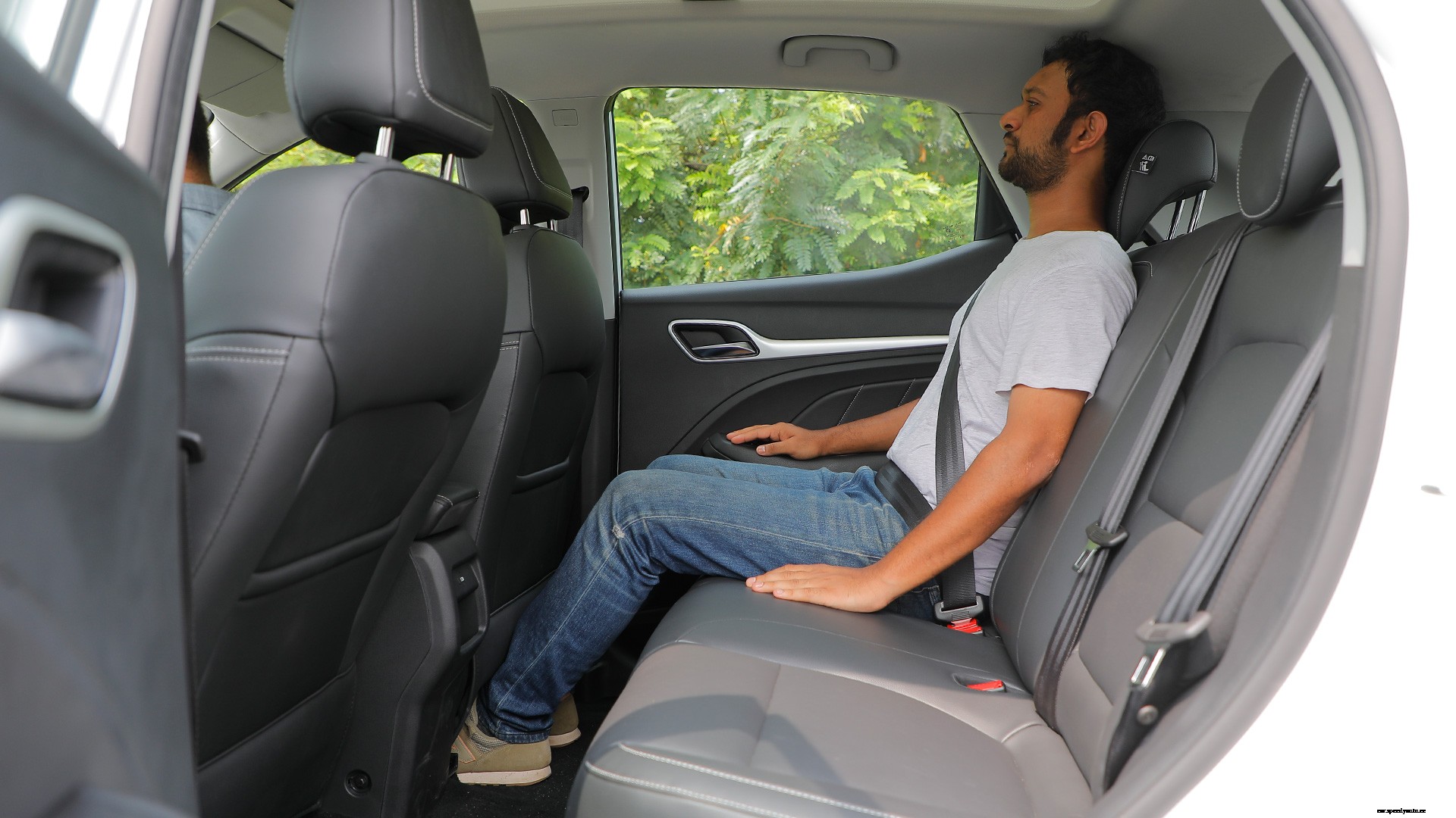 MG ZS EV 2019 STD Interior