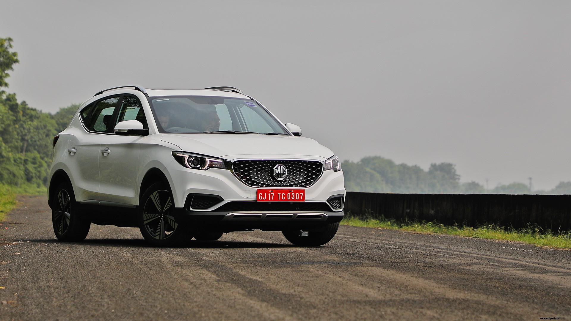 MG ZS EV 2019 STD Exterior