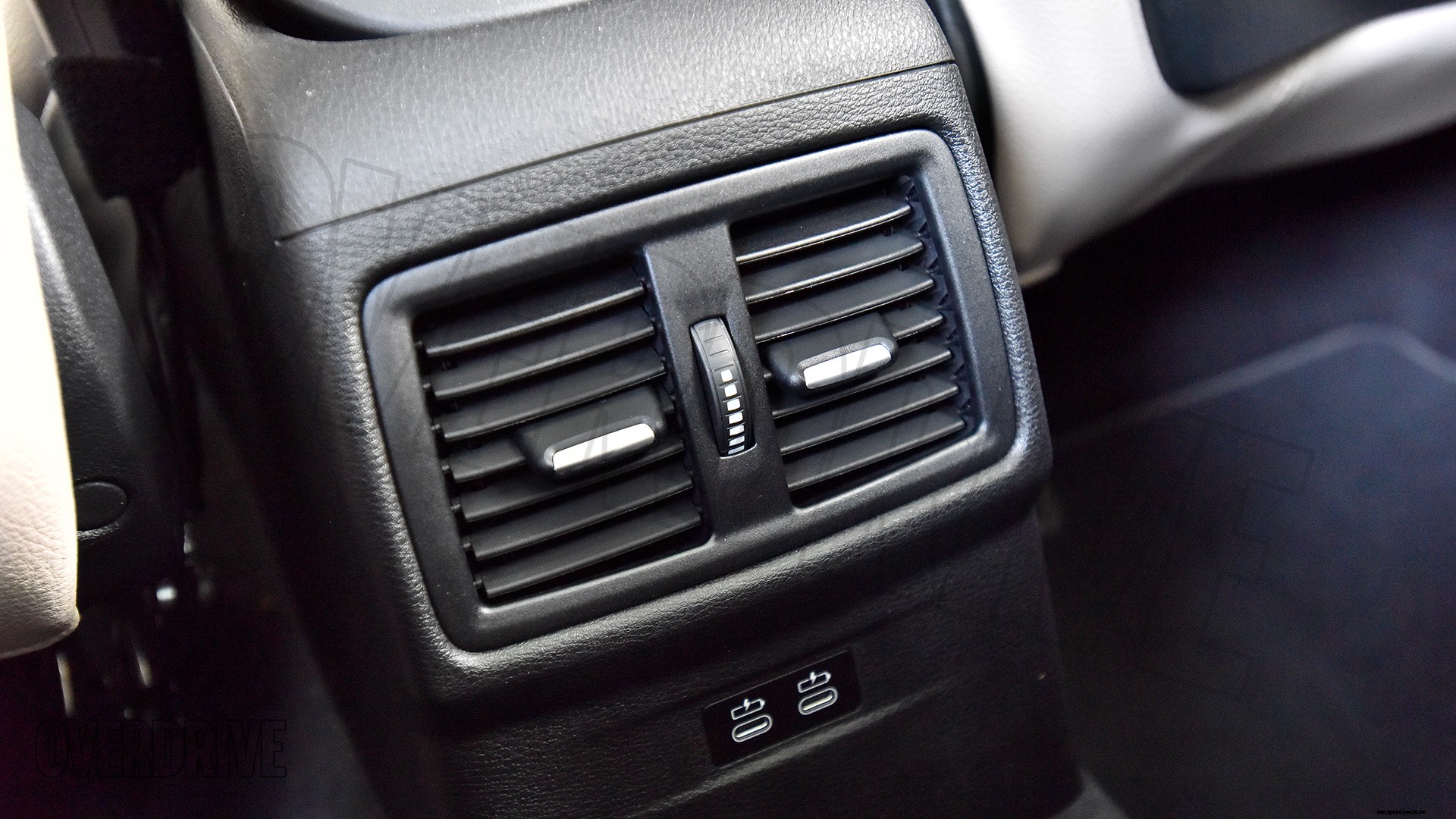 BMW X1 2020 sDrive20i xLine Interior