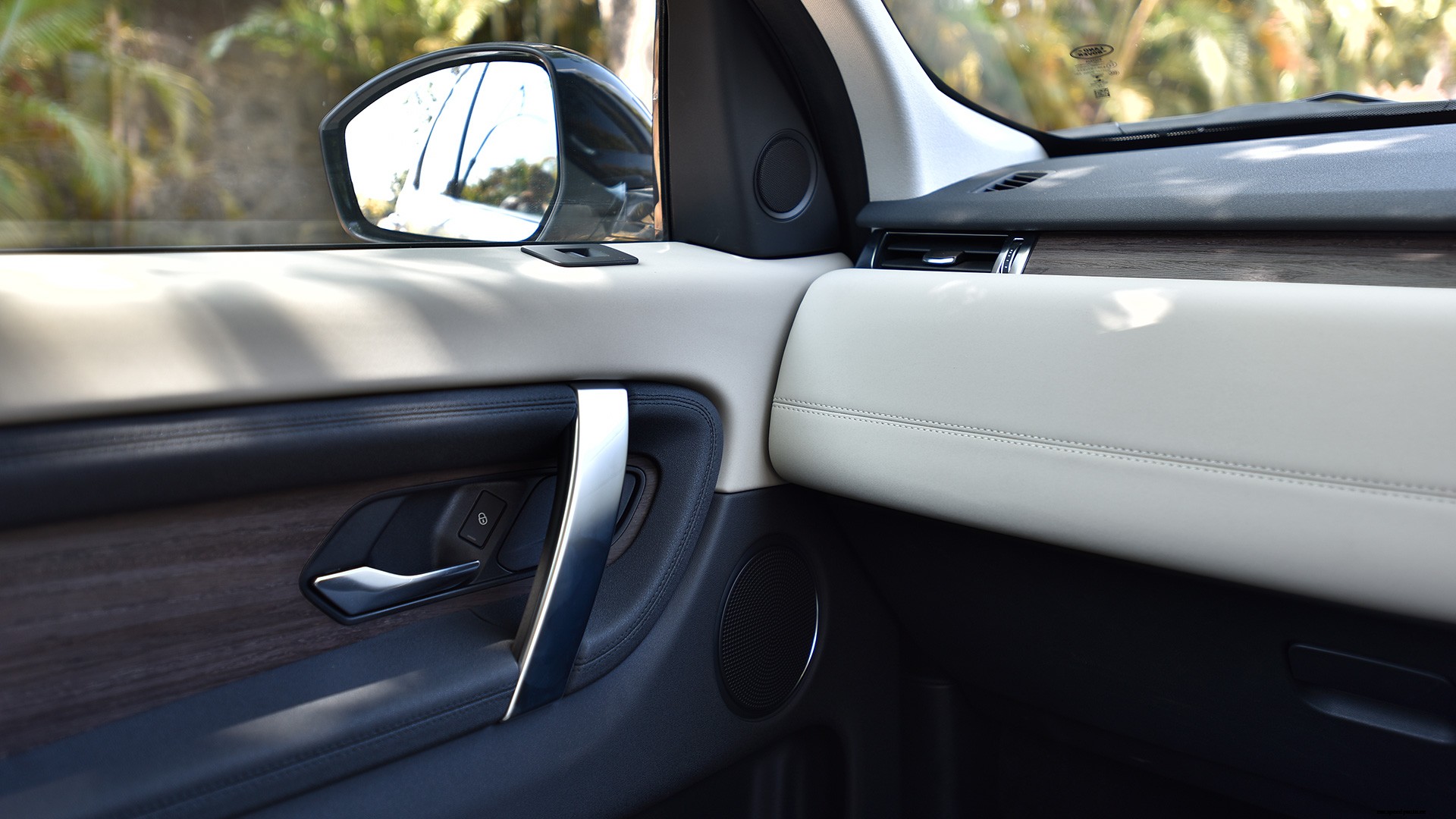 Land Rover Discovery Sport 2020 S Interior