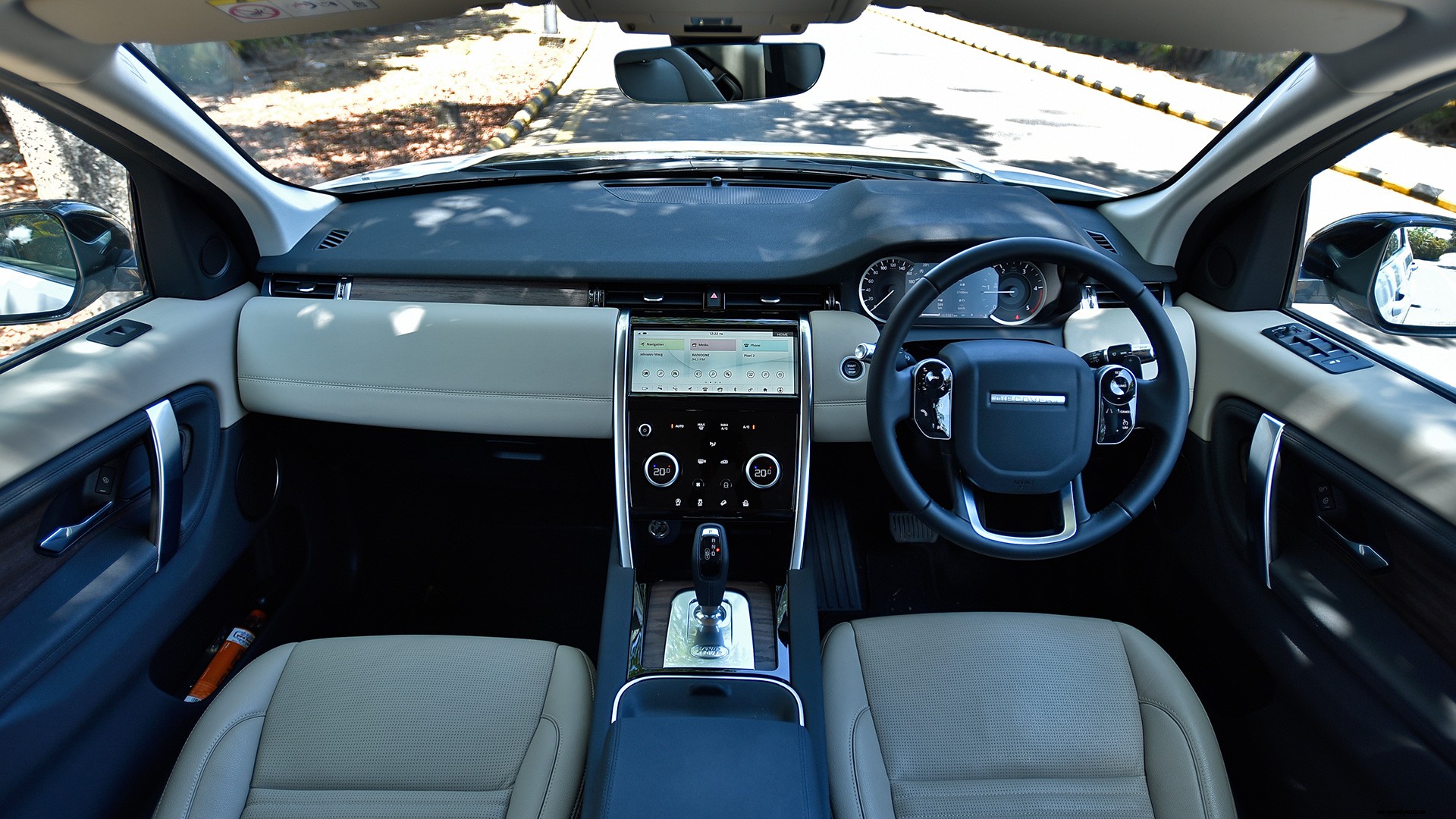 Land Rover Discovery Sport 2020 S Interior