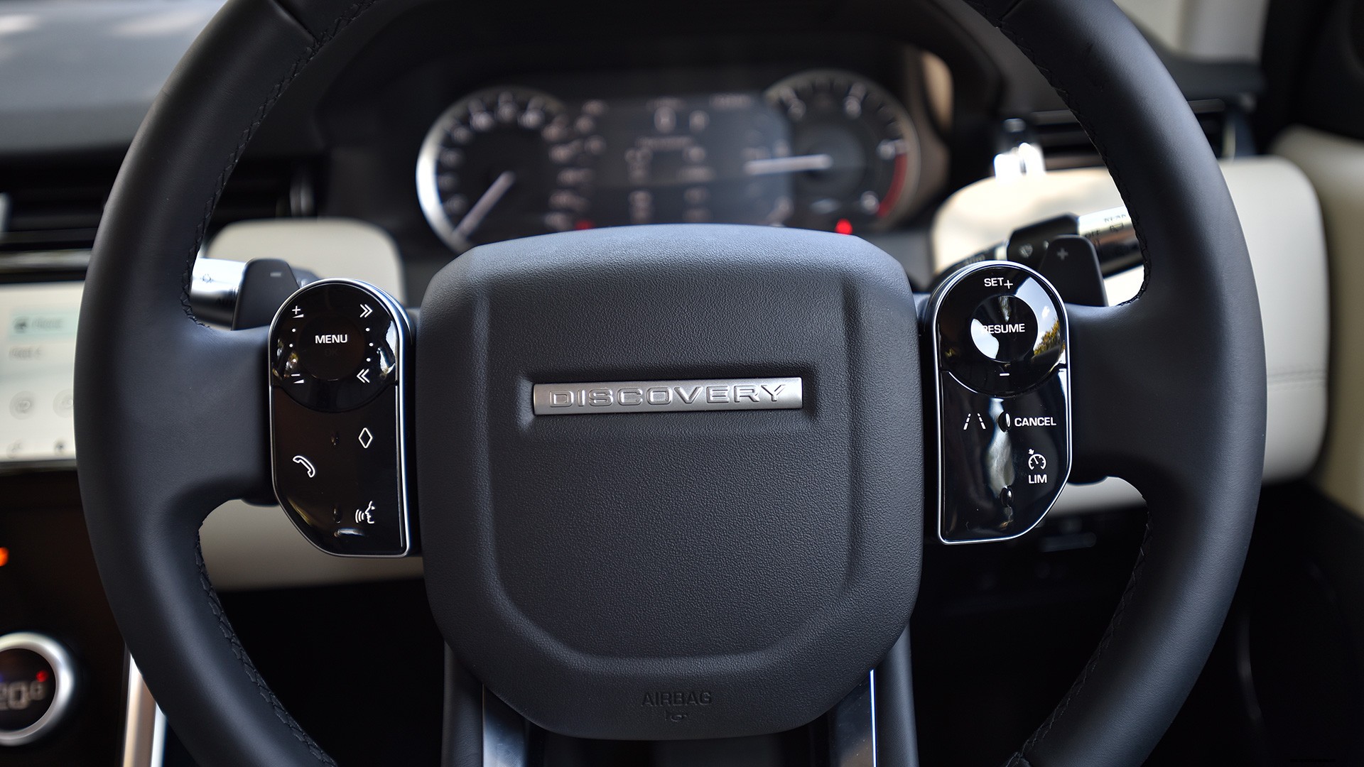 Land Rover Discovery Sport 2020 S Interior