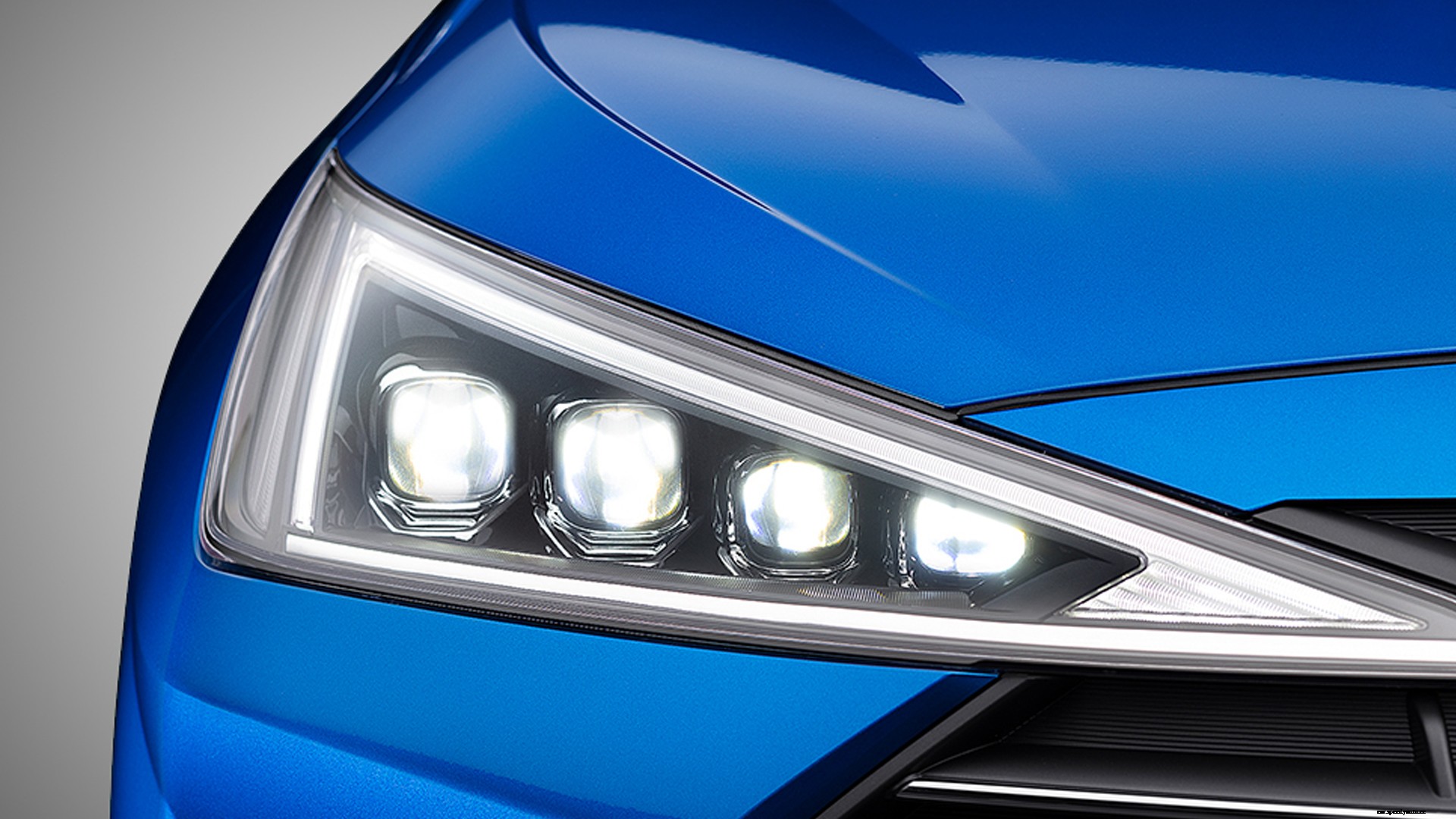 Hyundai Elantra 2020 1.5 Diesel SX Exterior