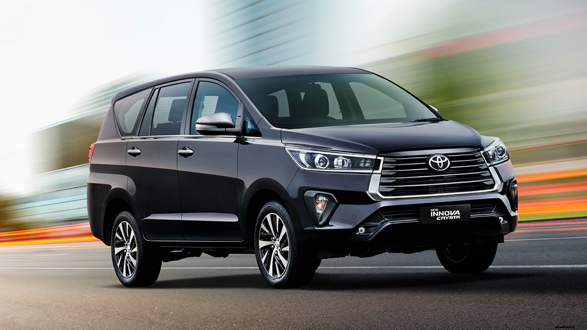 Toyota Innova Crysta 2021 2.4 ZX MT 7 Str Exterior