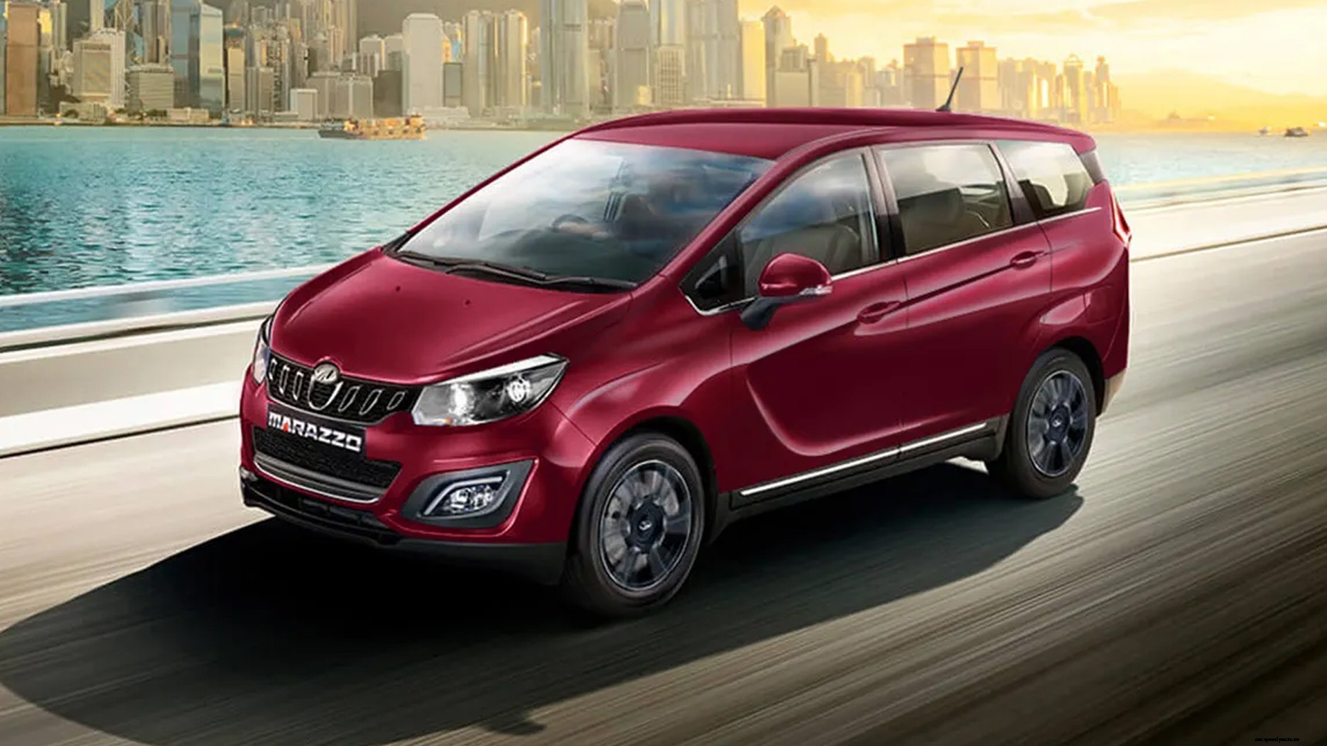 Mahindra Marazzo 2020 M6 Plus 8-seater Exterior