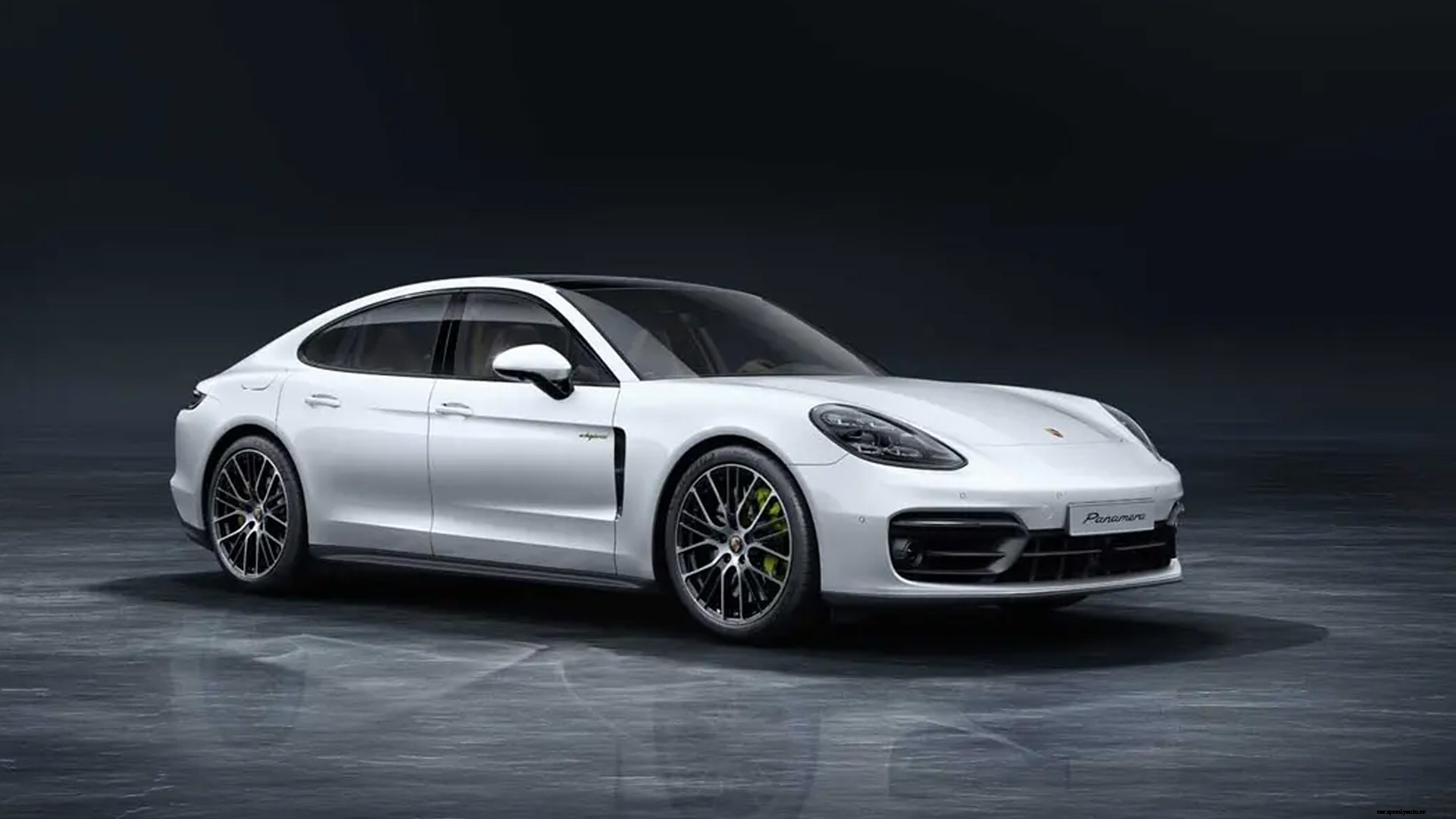 Porsche Panamera 2021 Turbo S Exterior
