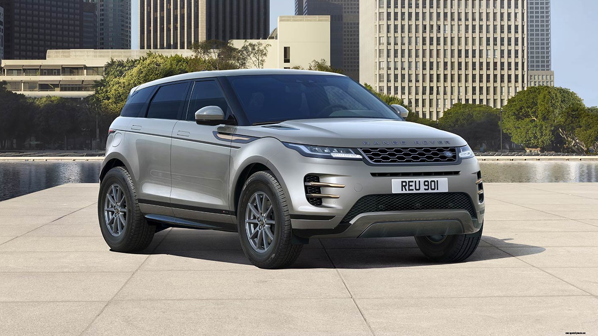 Land Rover Range Rover Evoque 2021-R-Dynamic SE Petrol Exterior