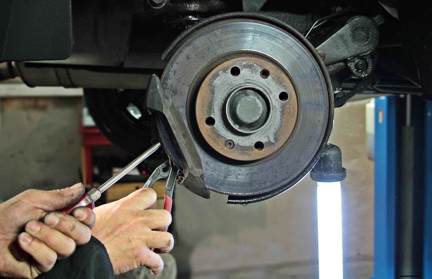 5 Warning Signs That You’re Due for Brake Service