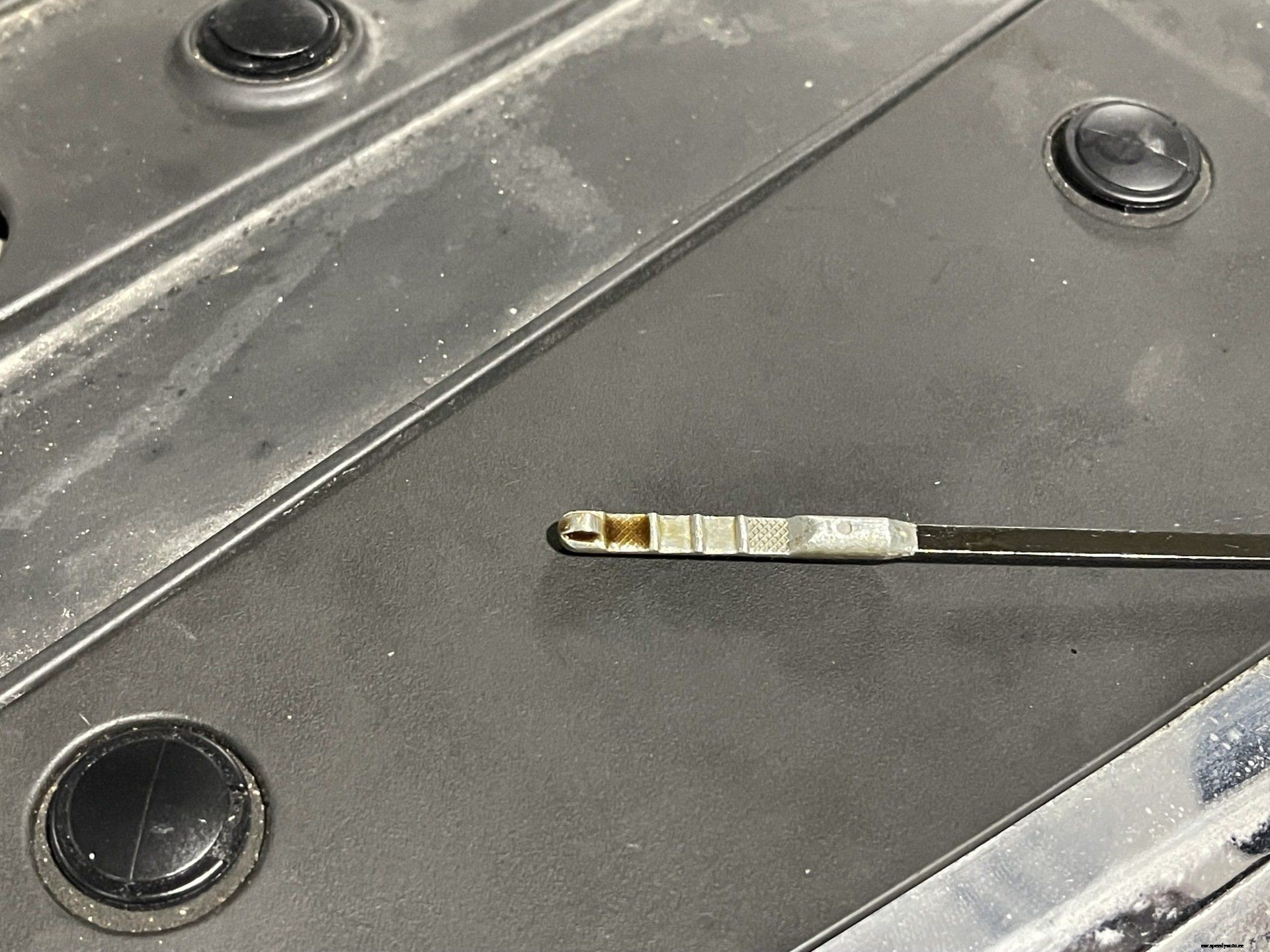 Why Is My Engine Oil Low?