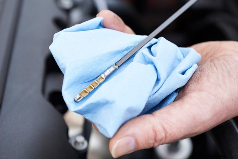 The Top 5 Oil Change Must-Knows for Your Next Mechanic Visit