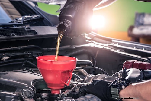 Oil Change Service Guide: Everything You Should Know About Your Car’s Oil