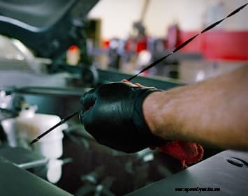 My Engine Oil Gets Dirty Fast, But Why?