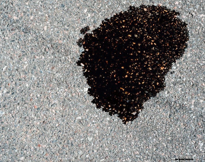 How to Clean Up Motor Oil Leaks