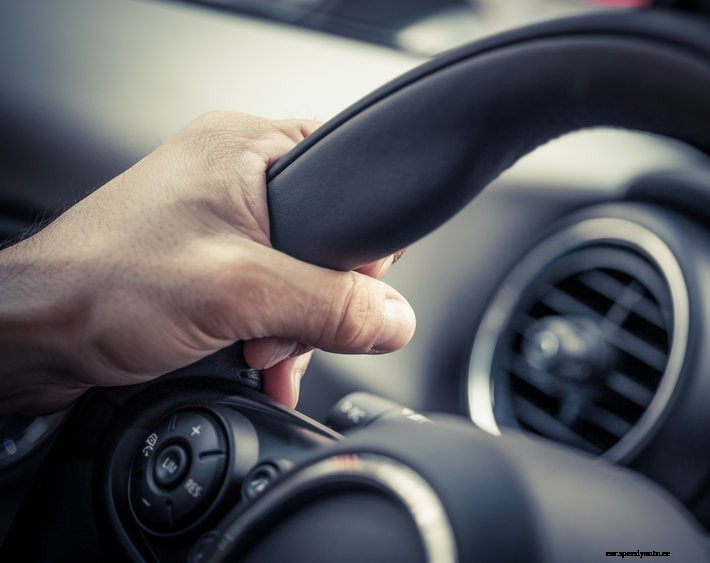 What To Do When Your Steering Wheel Shakes When Braking