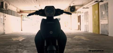 StoreDot and BP present 5 minute charge of e-scooter