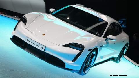Frankfurt International Motor Show – a festival for an electric future