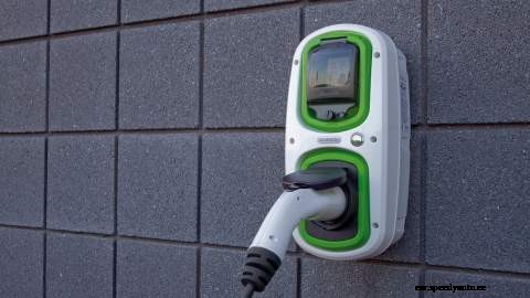 Home tariffs designed for EV owners: Whats available, and what works for you?