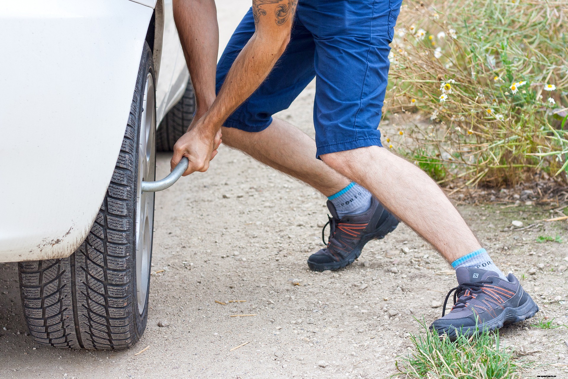 How Long Can You Safely Drive on a Spare Tire?