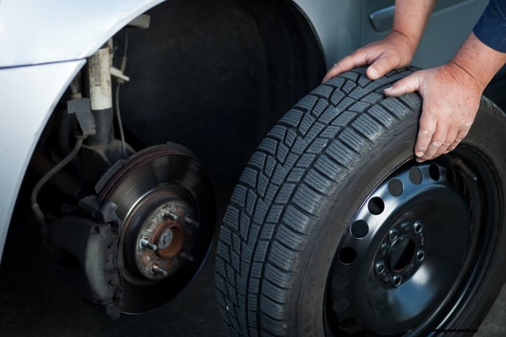 What to Expect From Tire Repair Services