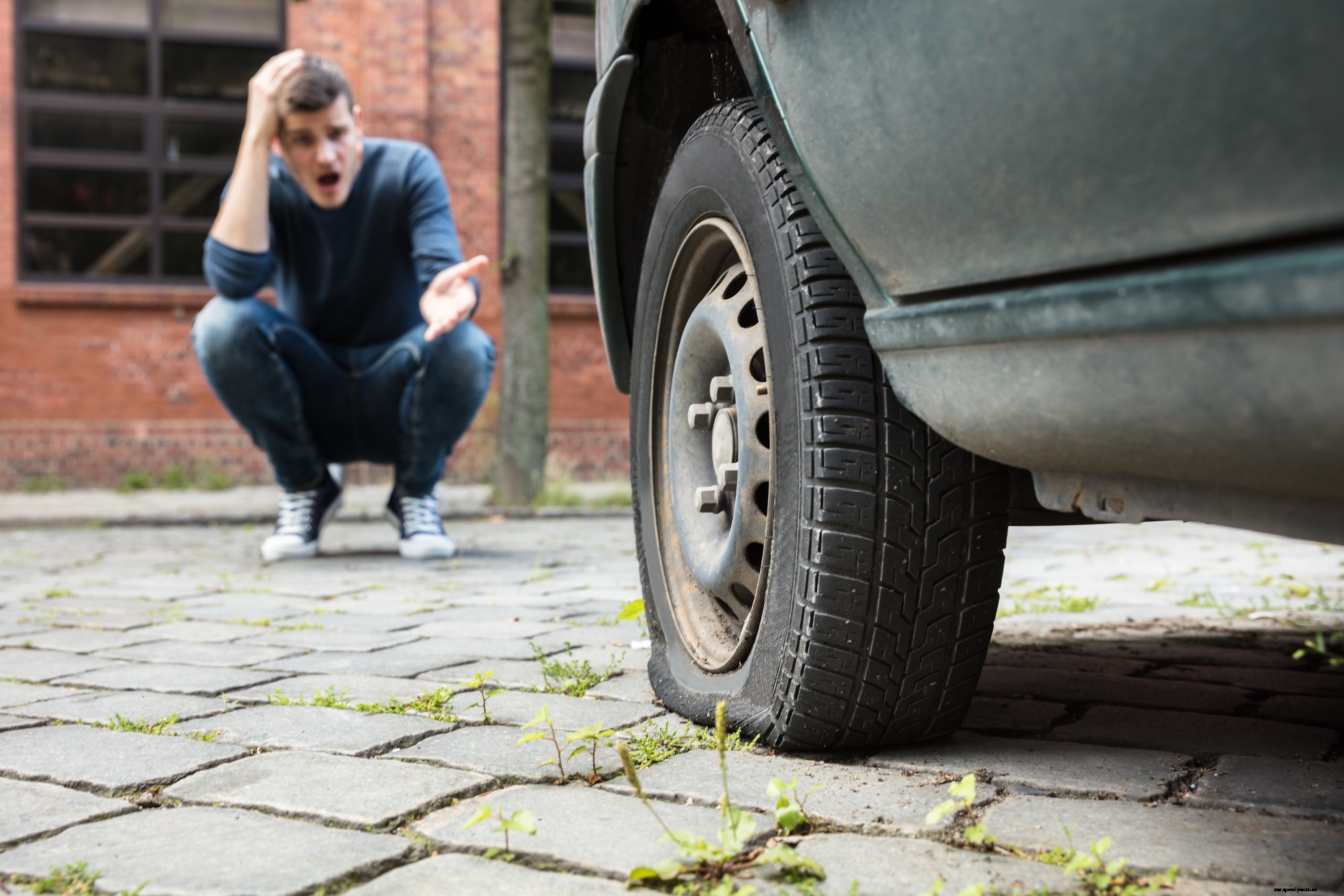 7 Essential Steps To Take When Your Truck Has a Flat Tire