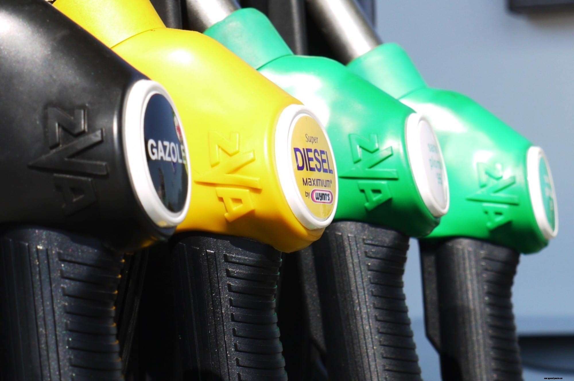 Why Drive Diesel? 7 Benefits of Diesel & What You Need to Know