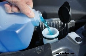 Can I Make My Own Wiper Fluid?