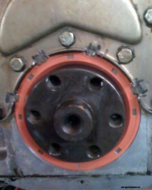 Replacing a Rear Main Seal