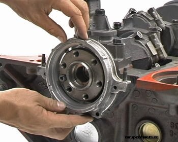 How to Fix a Rear Main Seal Leak in One Easy Step