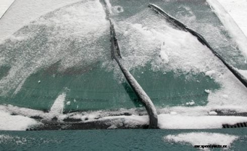 How to Pick the Right Windshield Wiper Size