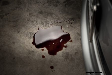 Why Is There Transmission Fluid Leaking From the Bellhousing?