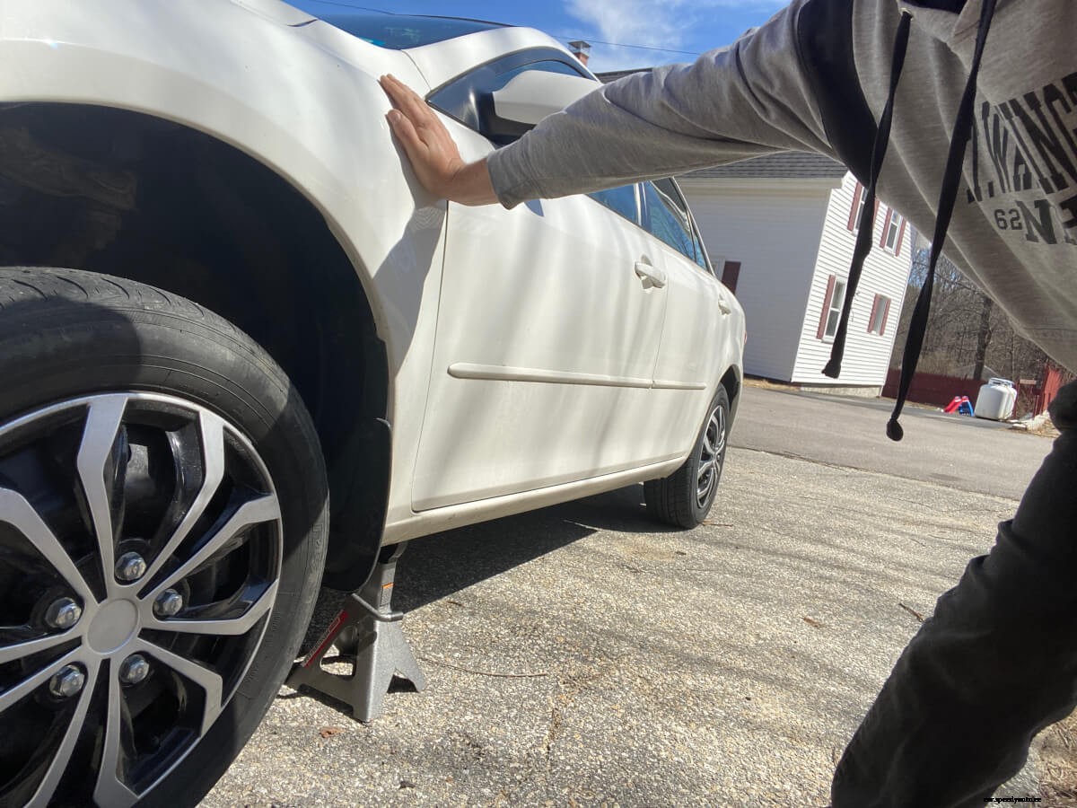 How to Use Jack Stands for Your Car