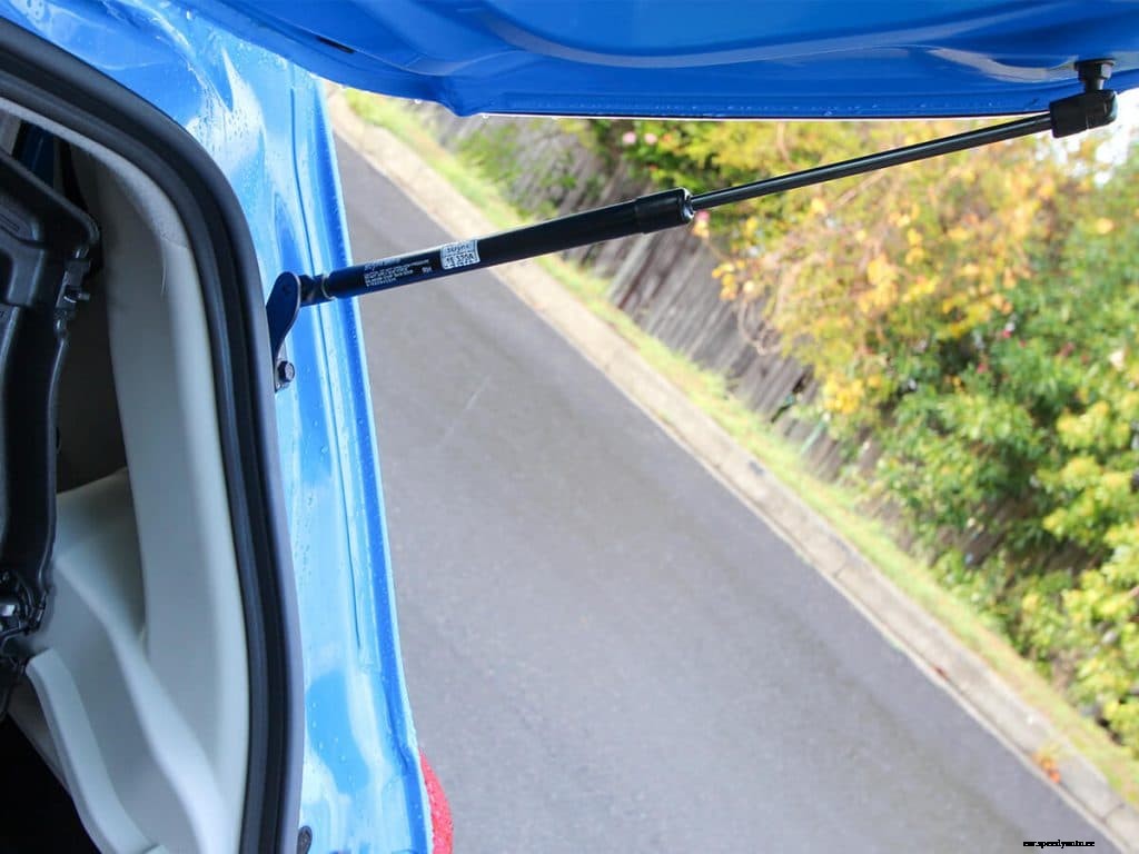 Top 10 Easiest DIY Auto Repair Jobs