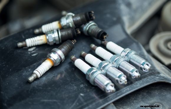 How to Fix a Car That Shakes (Symptoms & Fixes)